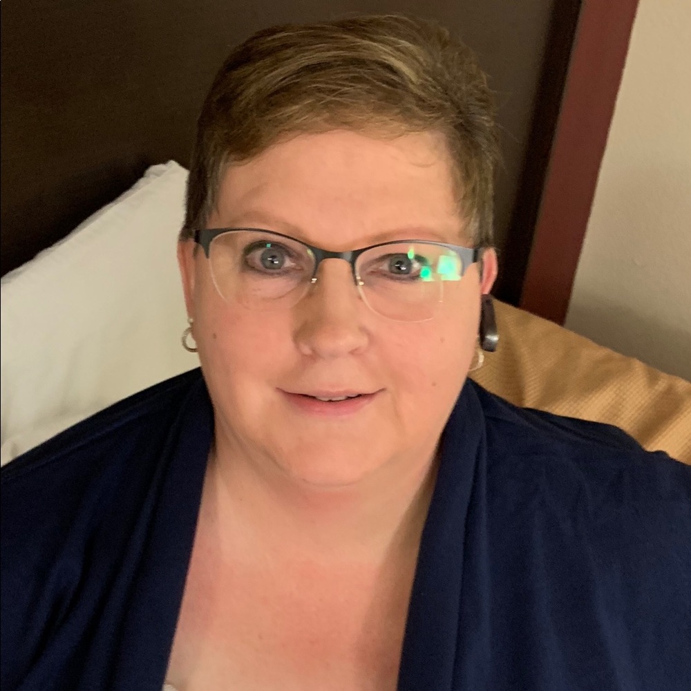 Meet your Posher, Suzie